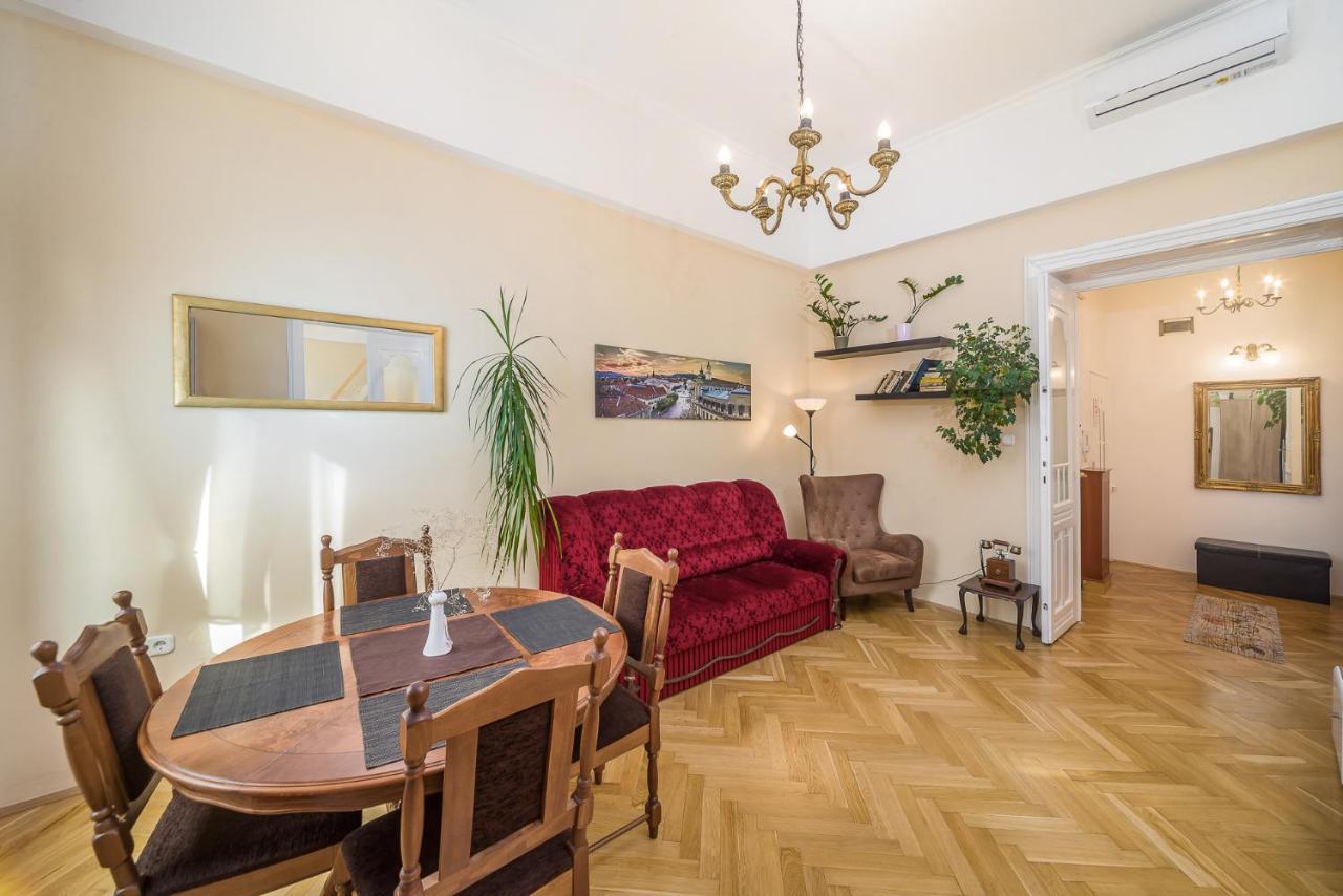 Vintage Apartment Pécs Exterior foto